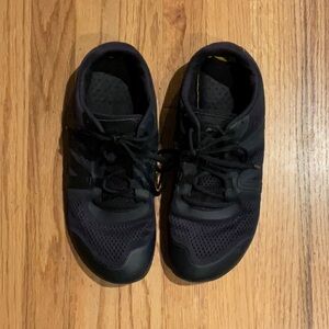 ZERO Men’s Shoes Black Size 12 Breathable mesh upper